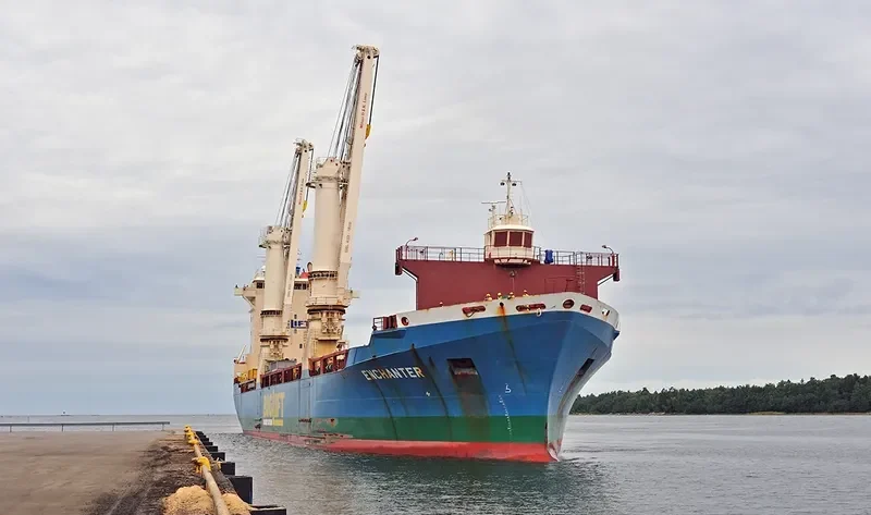 A AND A General Cargo IMO 1001570 photo 3