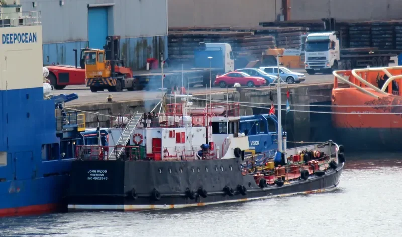 JOHN WOOD Tanker IMO 4902945 photo 2