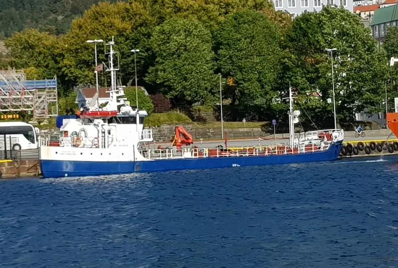 STEINAR HALTBAKK Tanker IMO 5012606 photo 4