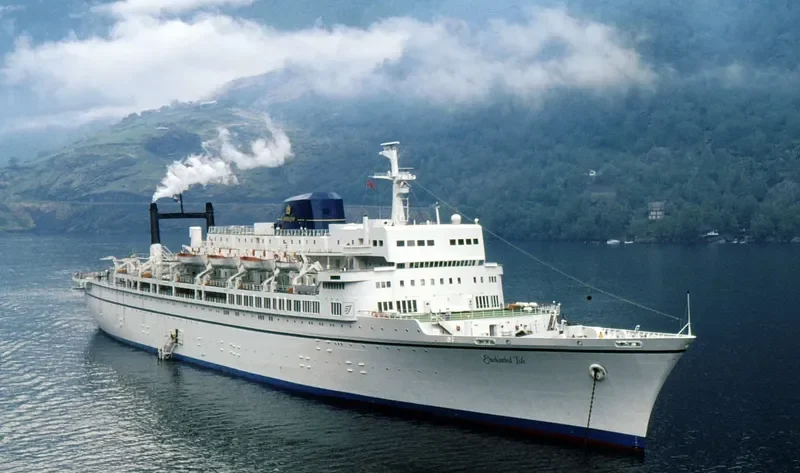NEW ORLEANS Passenger Ship IMO 5023162 photo 2