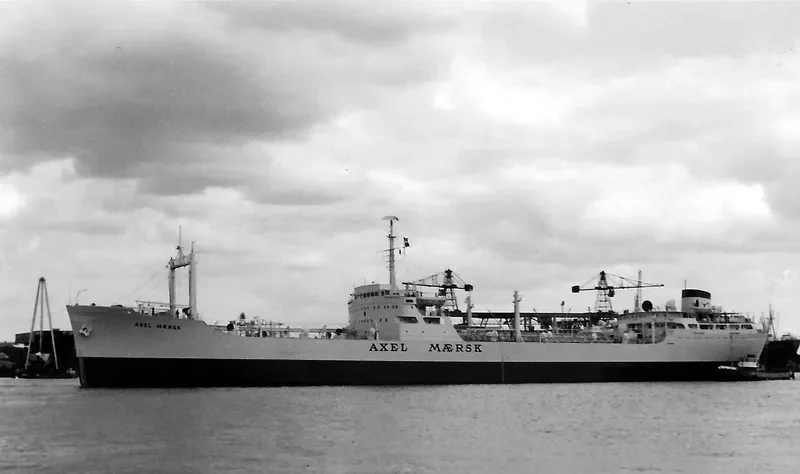ZOYA Tanker IMO 5031949 photo 2