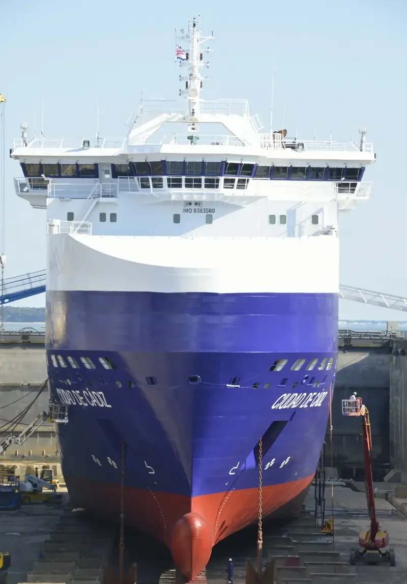 CIUDAD DE CADIZ Passenger Ship IMO 5074379 photo 2