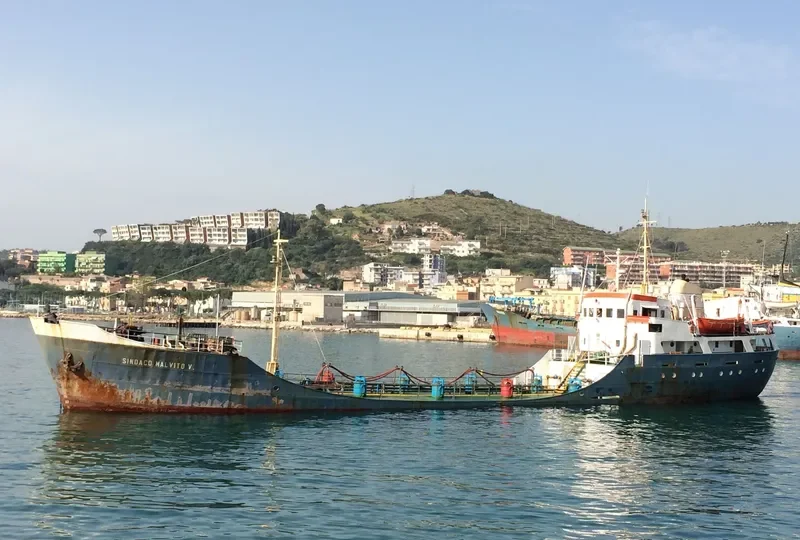 SINDACO MALVITO V. Tanker IMO 5080093 photo 5