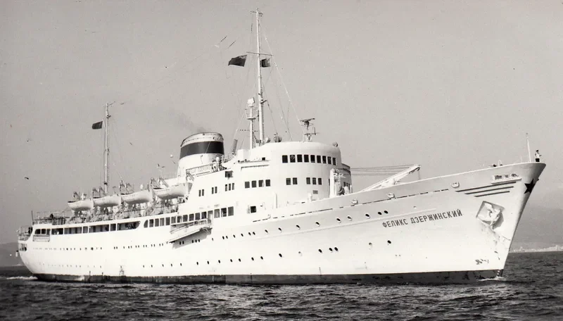 EXCELSIOR NEPTUNE Passenger Ship IMO 5113436 photo 7