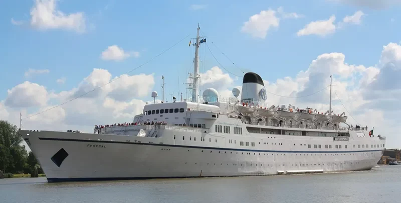 FUNCHAL Passenger Ship IMO 5124162 photo 2
