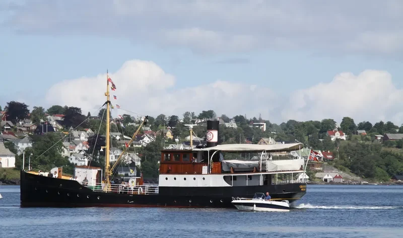 GRANVIN Passenger Ship IMO 5135159 photo 4