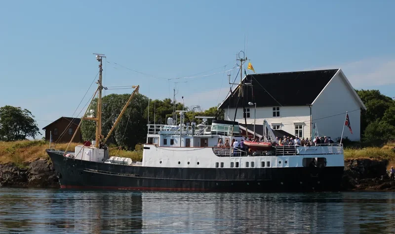 GAMLE HELGELAND Passenger Ship IMO 5146809