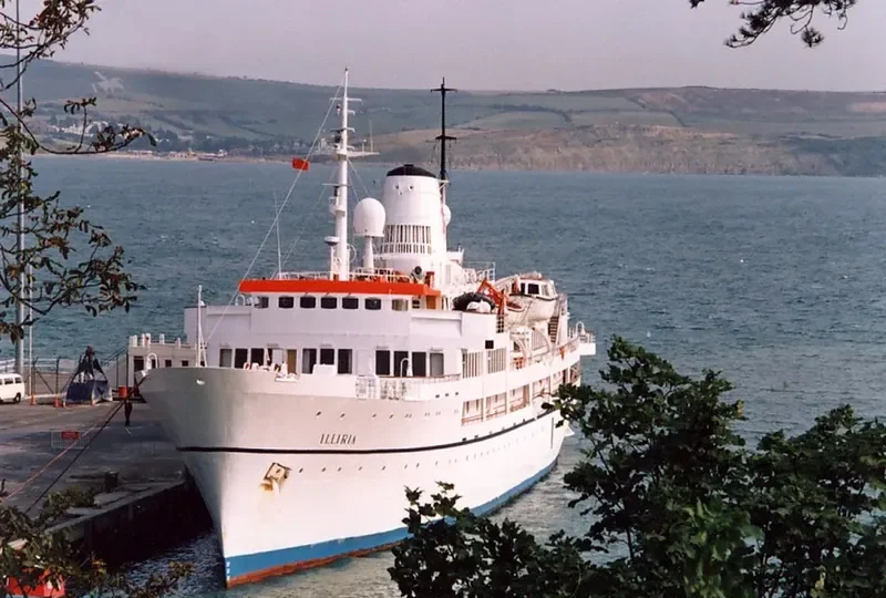 GALAPAGOS DISCOVERY Passenger Ship IMO 5159002