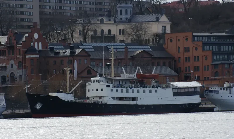 KRONPRINSESSAN MARTHA Passenger Ship IMO 5197028 photo 2
