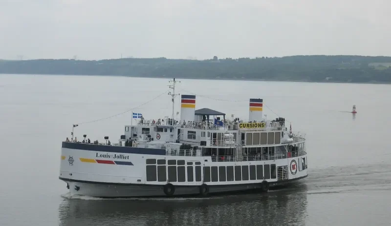 LOUIS JOLLIET Passenger Ship IMO 5212749