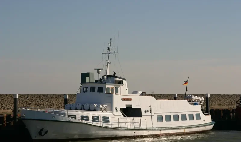 JENS ALBRECHT Passenger Ship IMO 5244156 photo 2