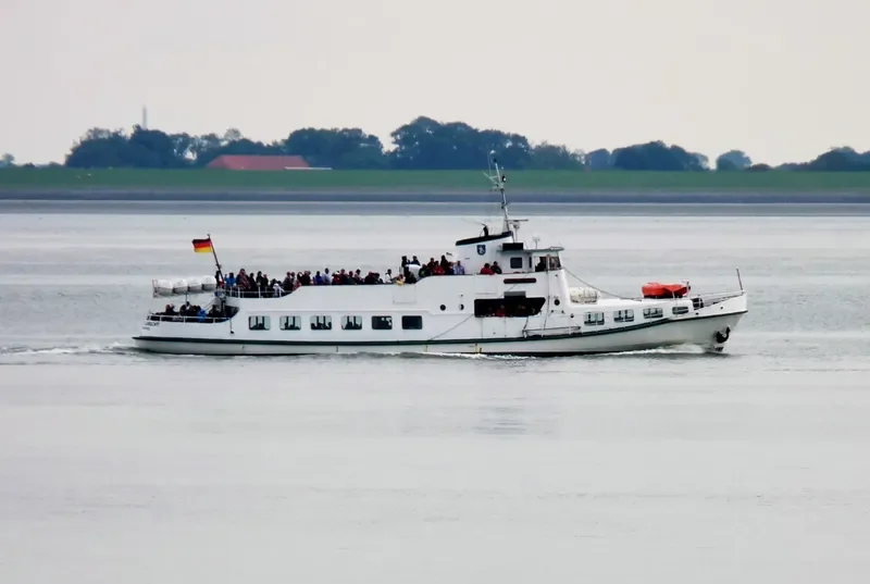 JENS ALBRECHT Passenger Ship IMO 5244156 photo 7