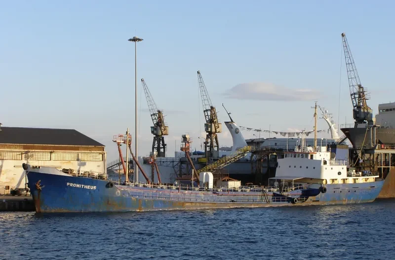AL HAFIZ Tanker IMO 5255674 photo 2