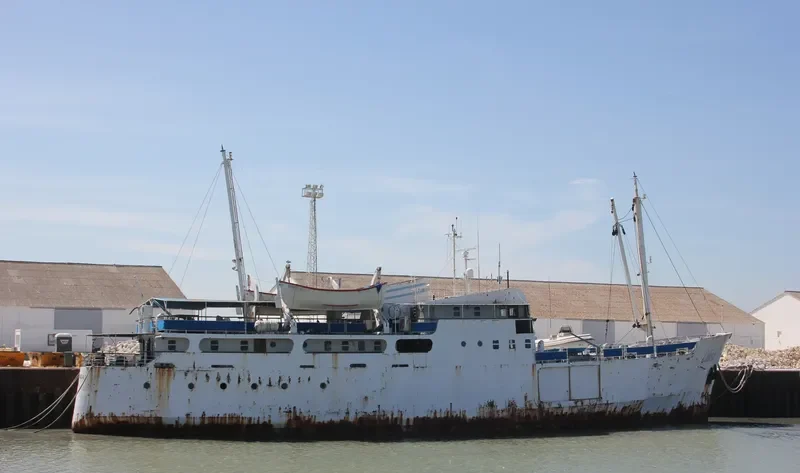 LOUISA Passenger Ship IMO 5264259 photo 2