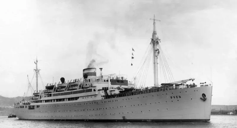 RUS Passenger Ship IMO 5302362