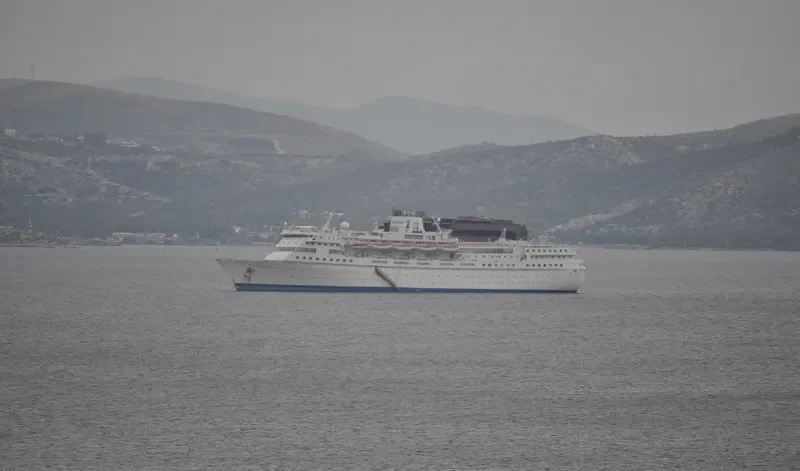 SS EMERALD Passenger Ship IMO 5312824 photo 9