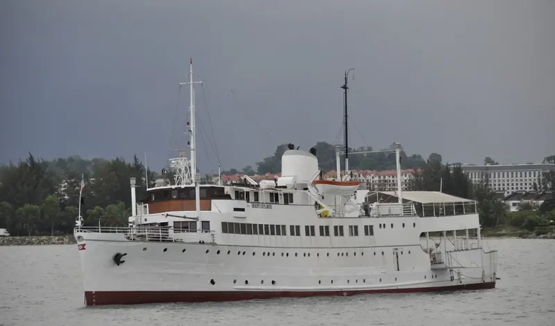 ORIENT EXPLORER Ro-Ro IMO 5333141 photo 4