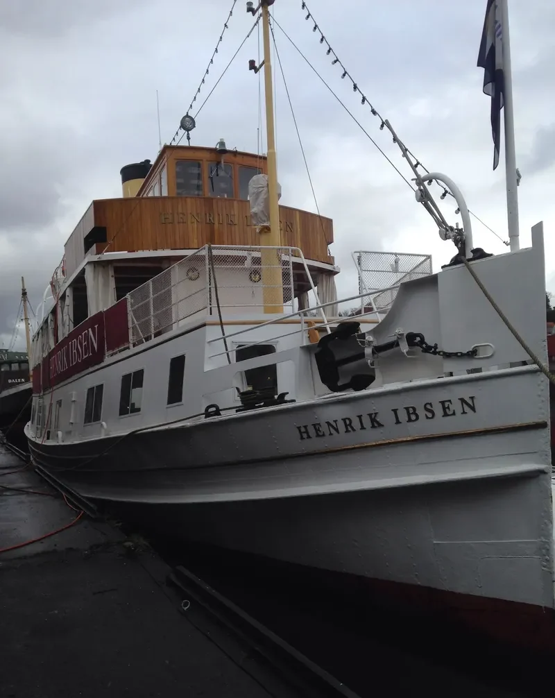 HENRIK IBSEN Passenger Ship IMO 5342673