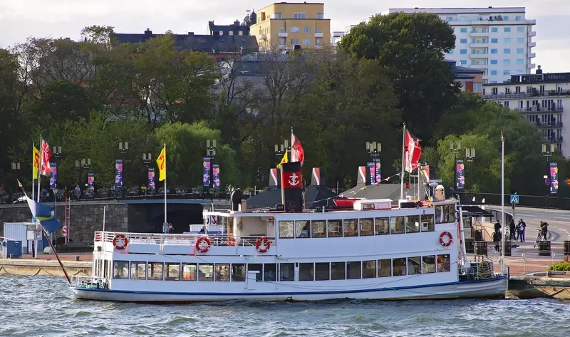 DROTTNINGHOLM Passenger Ship IMO 5375838 photo 7