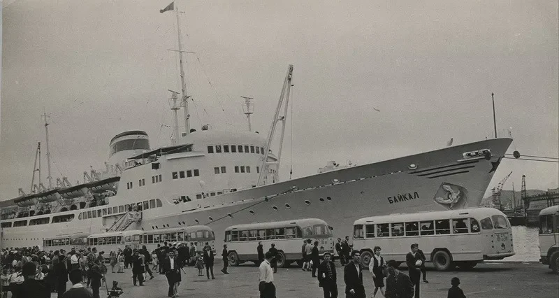BAYKAL Passenger Ship IMO 5401352 photo 2