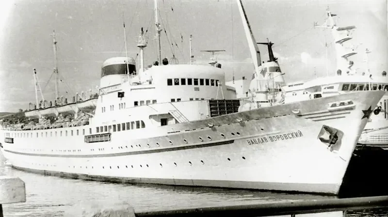 VATSLAV VOROVSKIY Passenger Ship IMO 5429407 photo 3