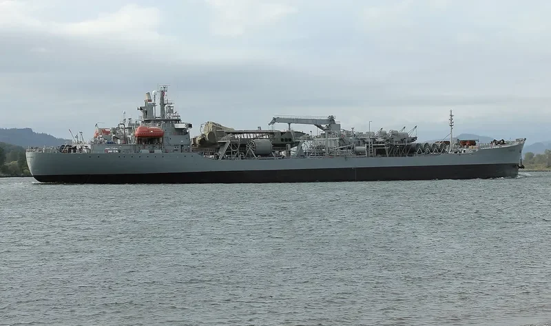 PETERSBURG Tanker IMO 6329044 photo 5