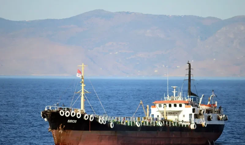 SERENA Tanker IMO 6400343 photo 4