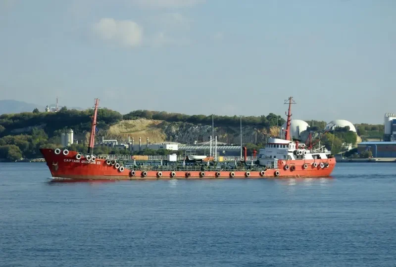 CAPETAN GIORGIS II Tanker IMO 6407432 photo 4