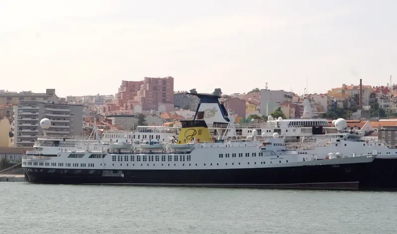 PORTO Passenger Ship IMO 6419057 photo 4