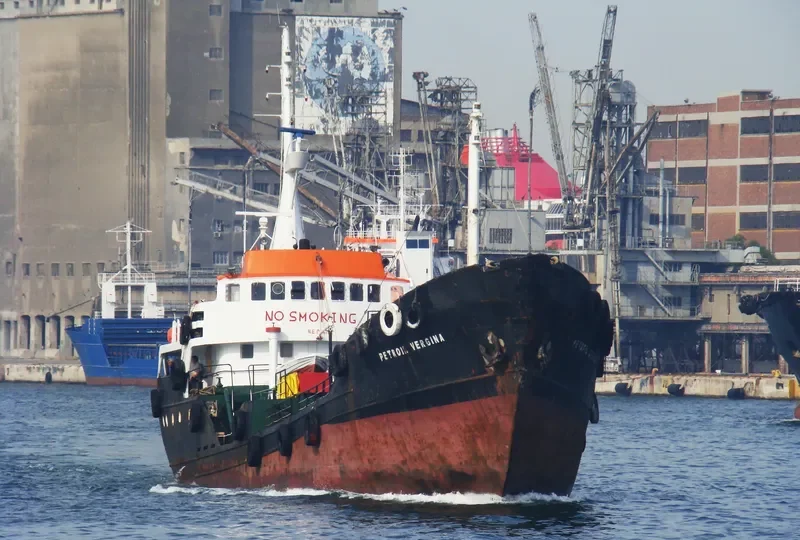 THEODOROS Tanker IMO 6421660 photo 10