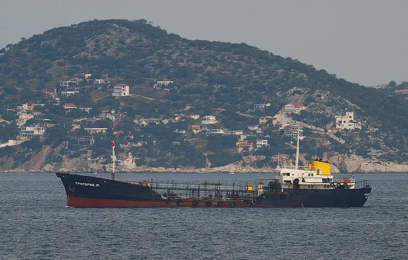 GRIGORIS P Tanker IMO 6513231 photo 7