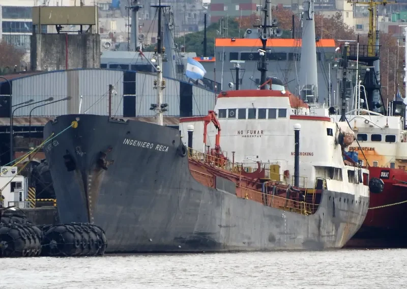 PUERTO POSADAS Tanker IMO 6520741