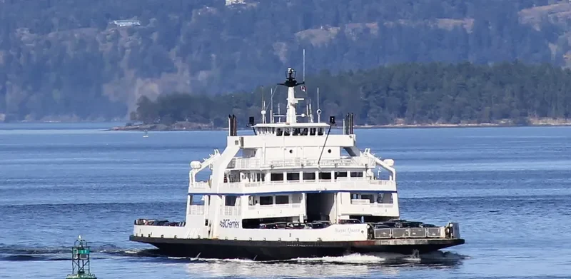 MAYNE QUEEN Ro-Ro IMO 6522567 photo 2