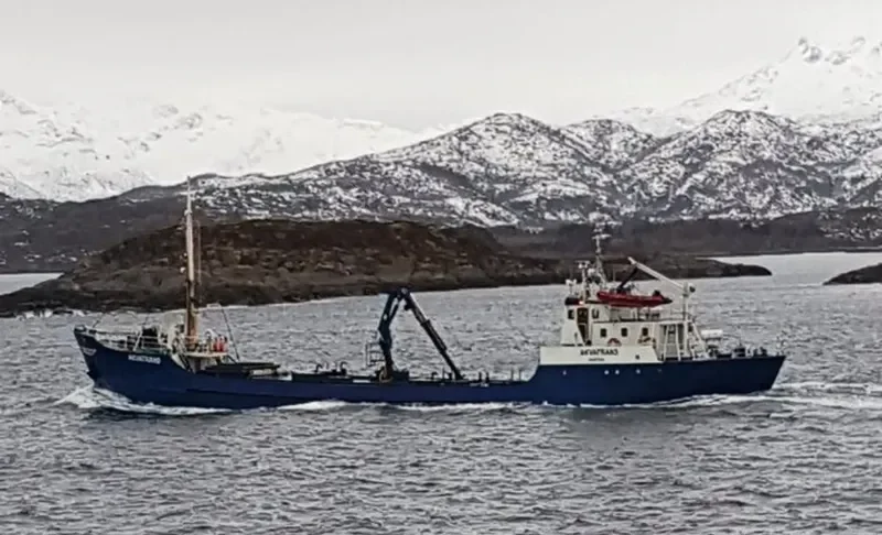 AKVATRANS Tanker IMO 6522945 photo 8