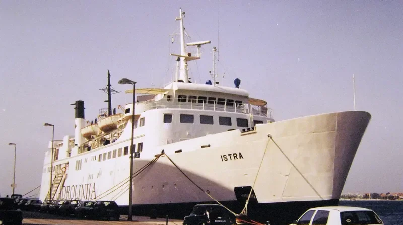 ISTRA Ro-Ro IMO 6525143 photo 2