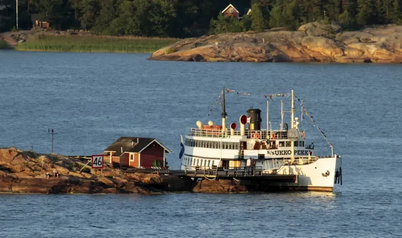 UKKOPEKKA Passenger Ship IMO 6610132 photo 9