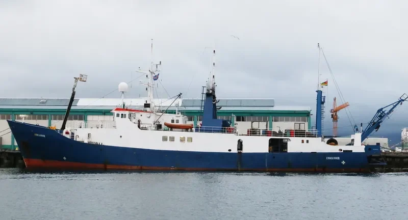 ENDEAVOUR General Cargo IMO 6619944 photo 2