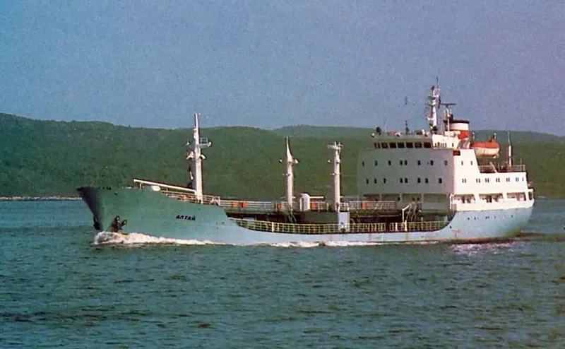 ALTAY Tanker IMO 6704115 photo 2