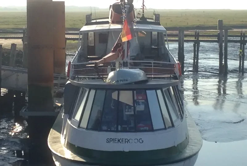 SPIEKEROOG III Passenger Ship IMO 6715102