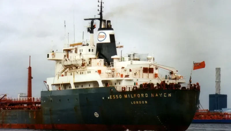 PETRO MILFORD HAVEN Tanker IMO 6725016 photo 3