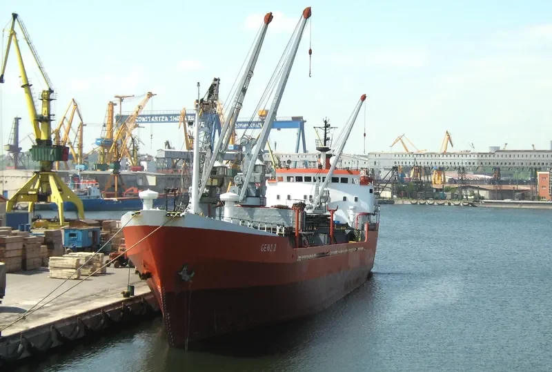 TRUST 1 Ro-Ro IMO 6801080