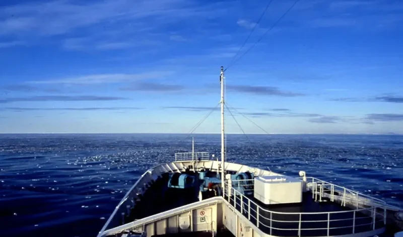 MAXIM M Passenger Ship IMO 6810627 photo 7