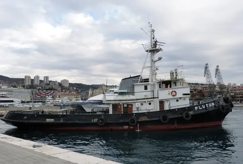 PLUTON General Cargo IMO 6814556 photo 2