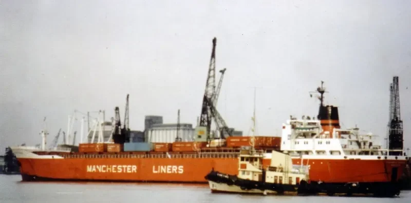 SWAN I Container Ship IMO 6817704 photo 2