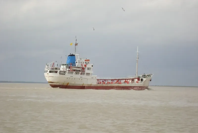 AKSHAY Tanker IMO 6818710 photo 10