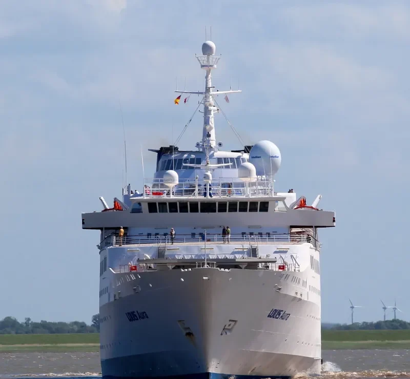 AEGEAN QUEEN Passenger Ship IMO 6821080 photo 2