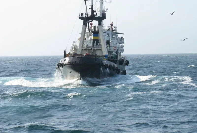 TSENTAVR Tug Boat IMO 6873100