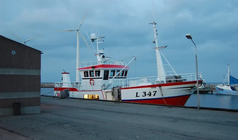 PETER FISKER Fishing Vessel IMO 6900496 photo 3