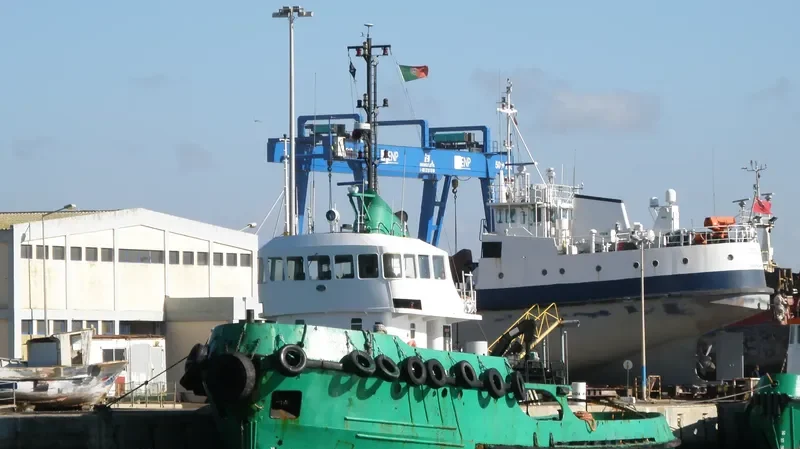 GUARDIAO Tug Boat IMO 6901488 photo 2