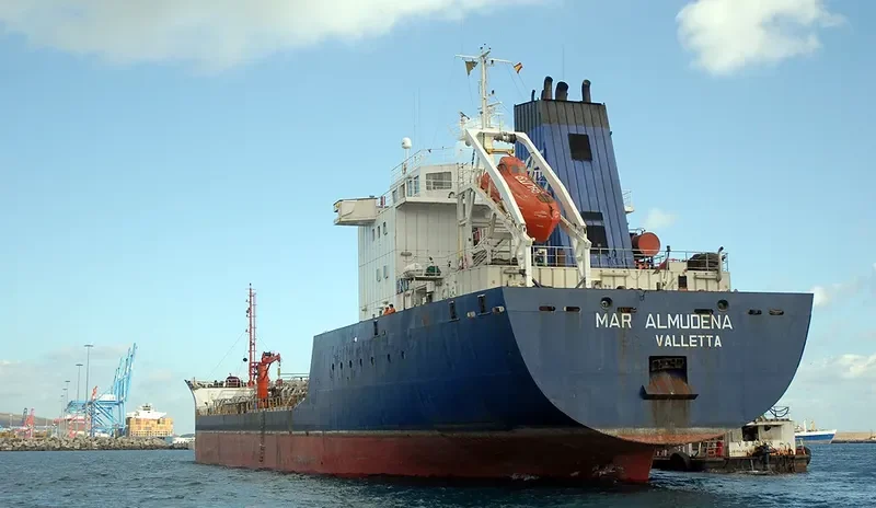 MAR ALMUDENA Tanker IMO 6909947 photo 8